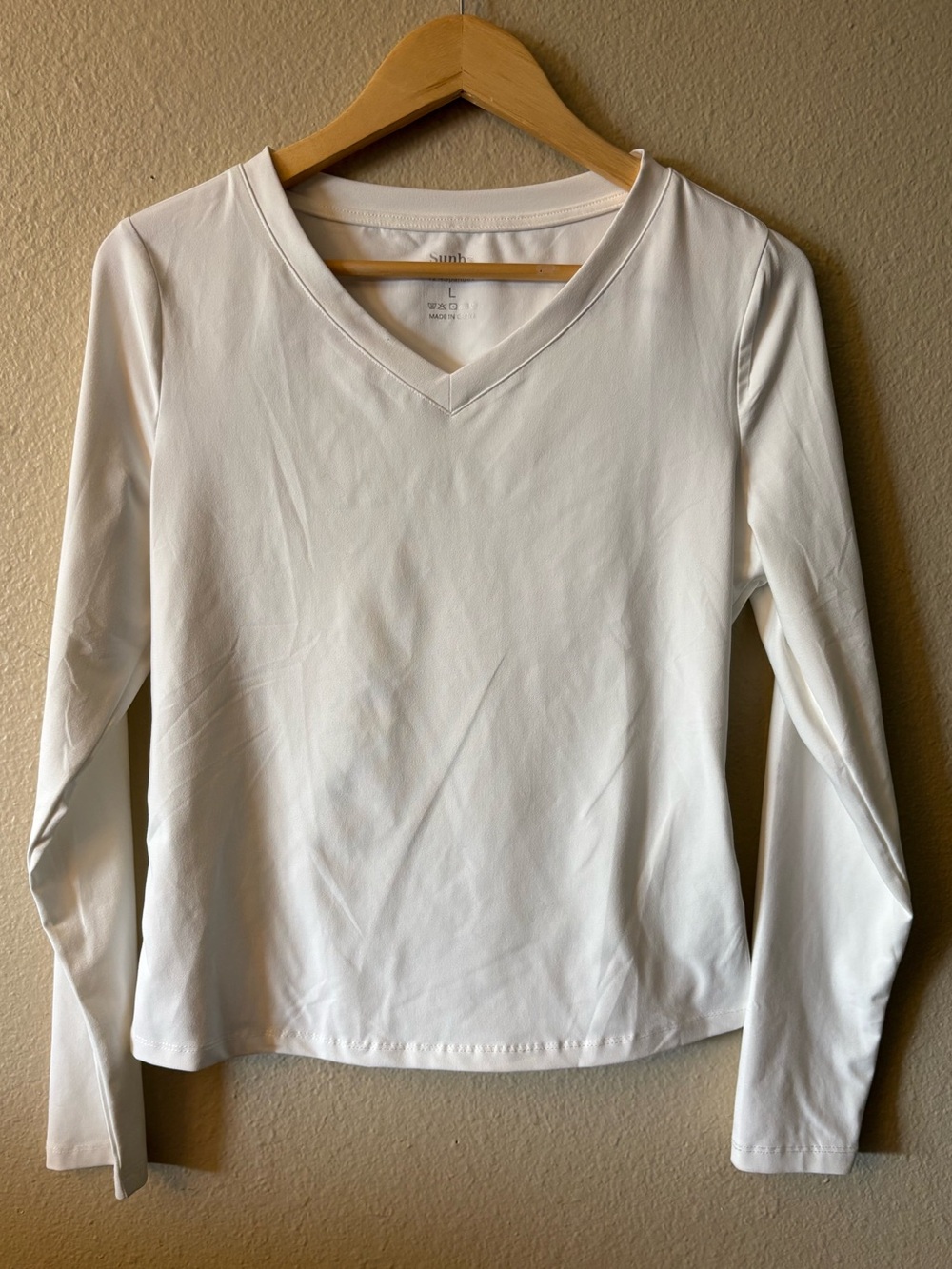 White V Neck Long Sleeve Top Women's Large Stretch Basic Layering Shirt